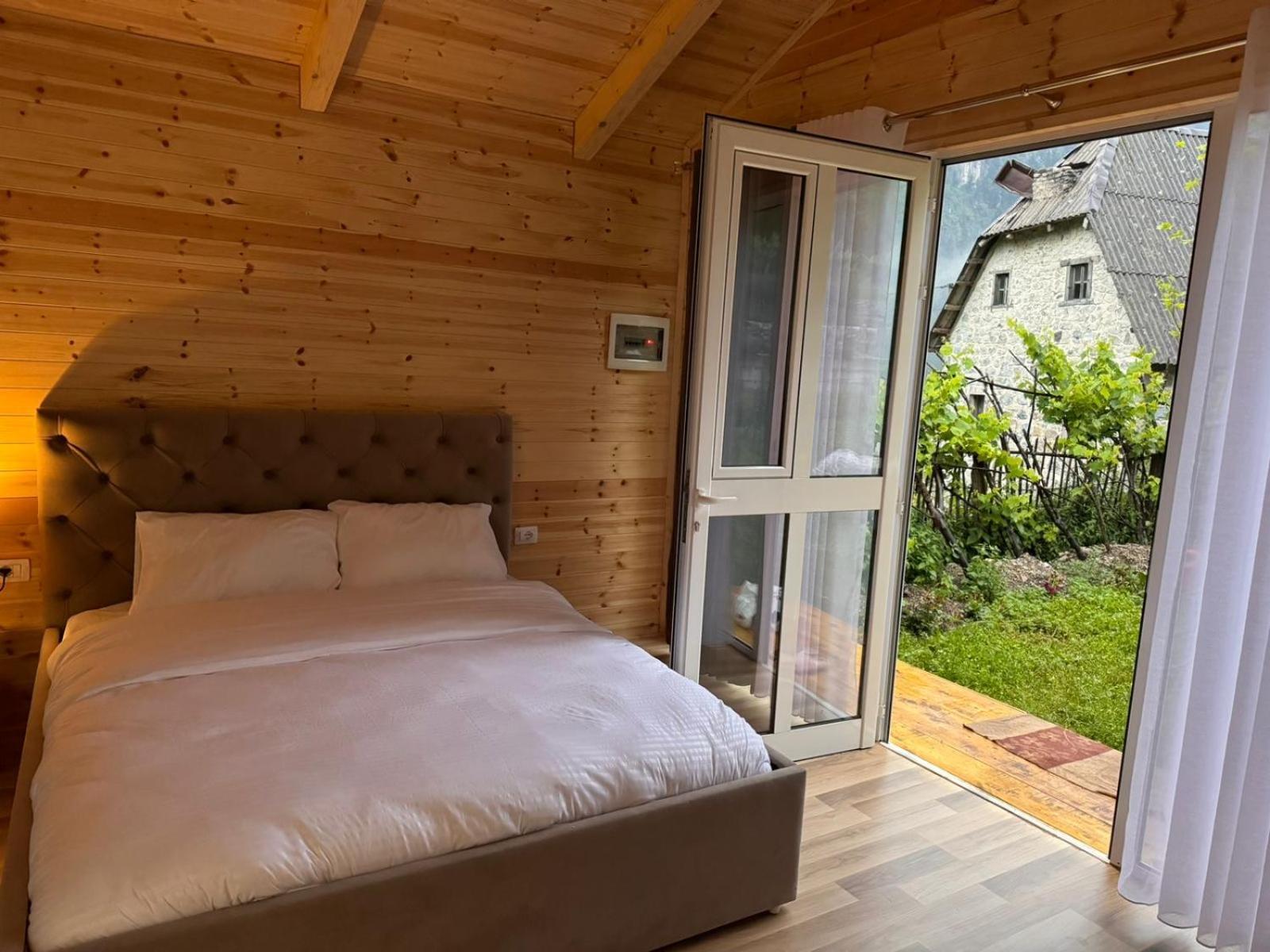 Thethi Mountain Villas エクステリア 写真