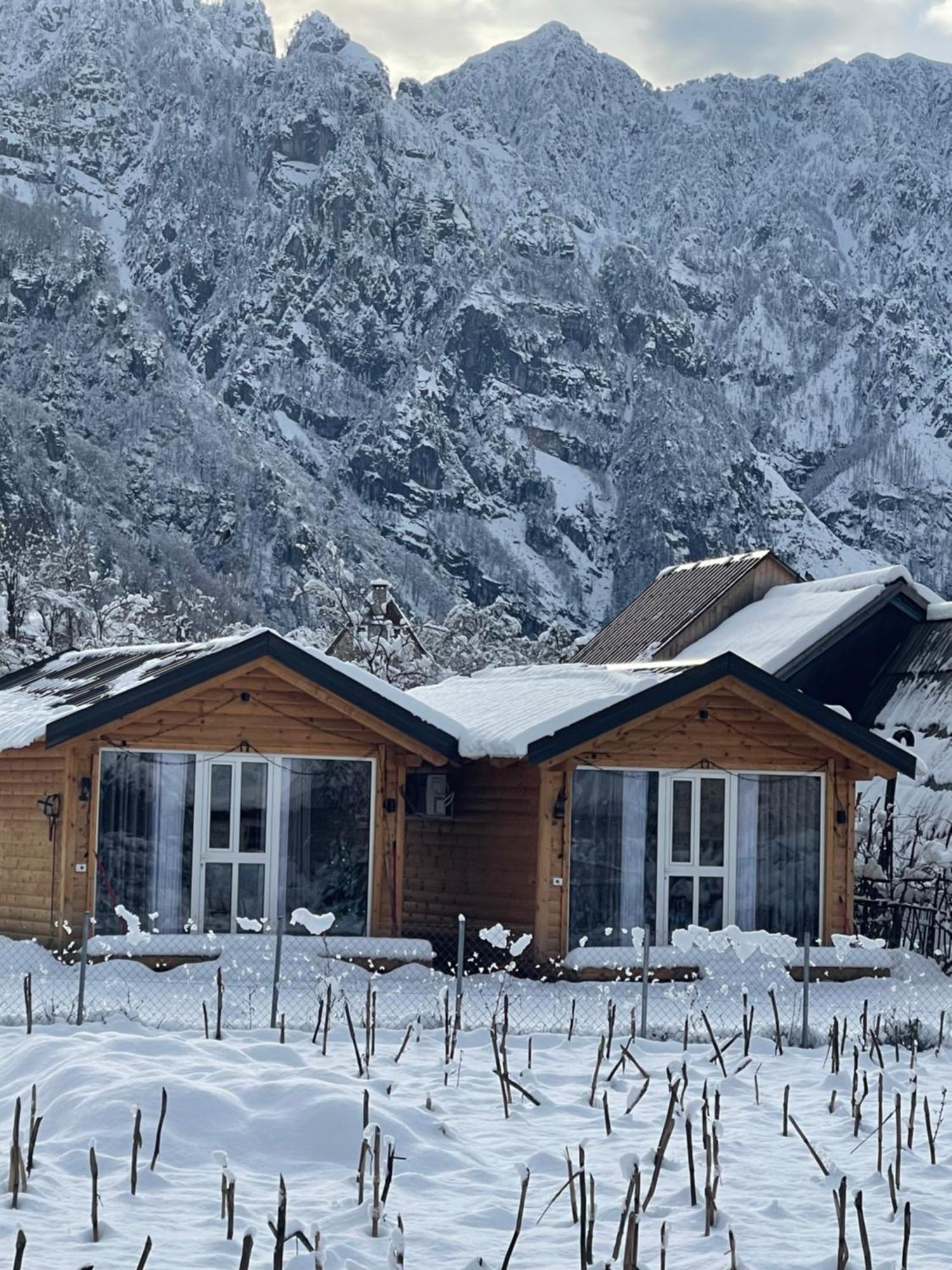Thethi Mountain Villas エクステリア 写真